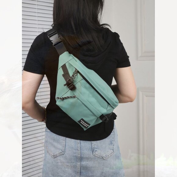 New Fanny Pack Green 0139 - Picture 2 of 4